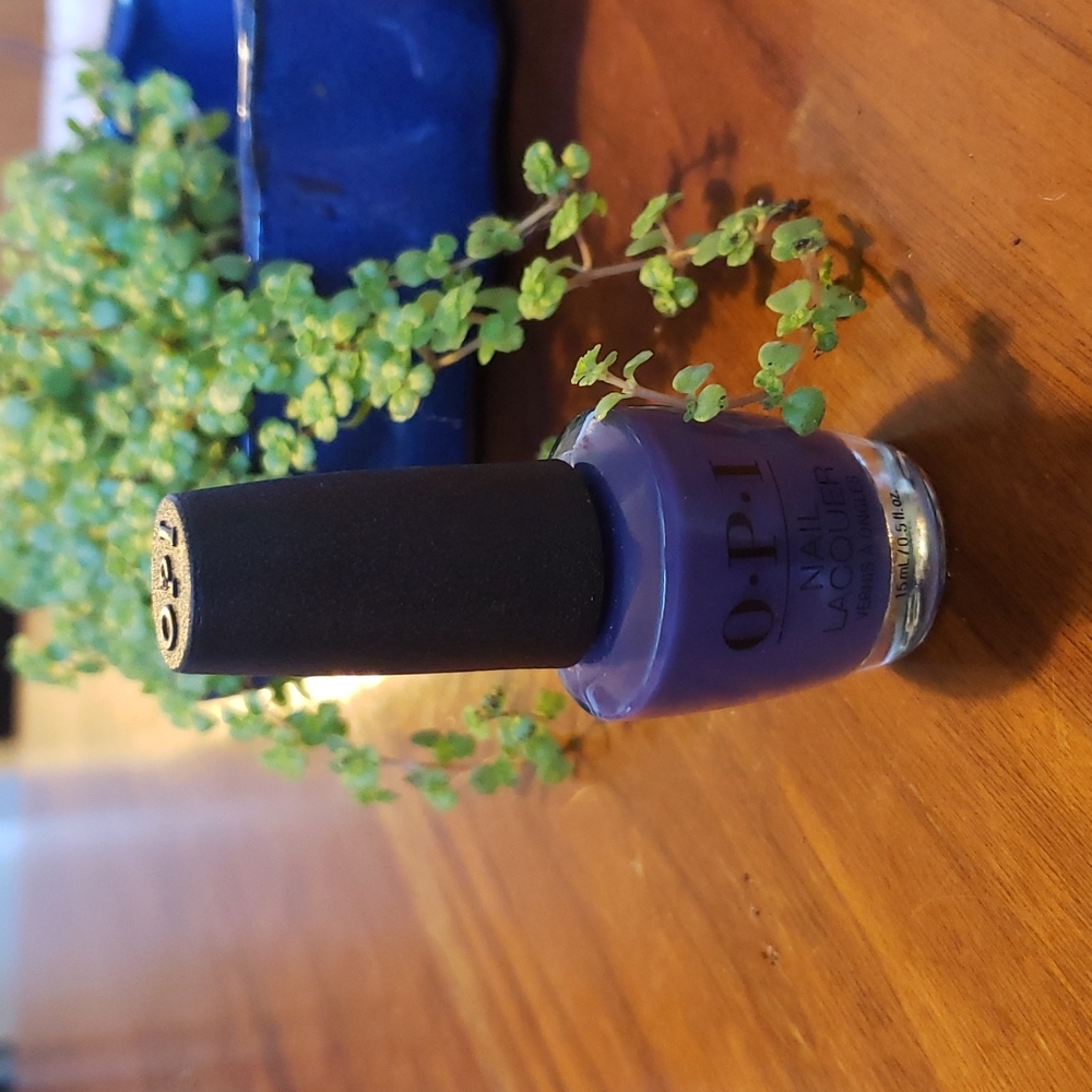 OPI - Nice Set of Pipes purple
